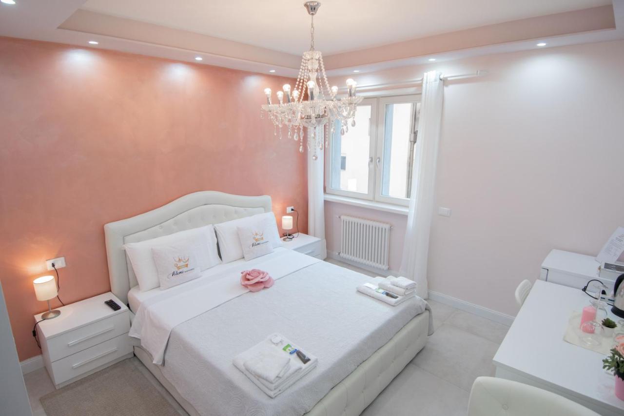 Klemi, Rooms In Old Town Dolomia Best Home Check In Automatico Trento Exterior photo