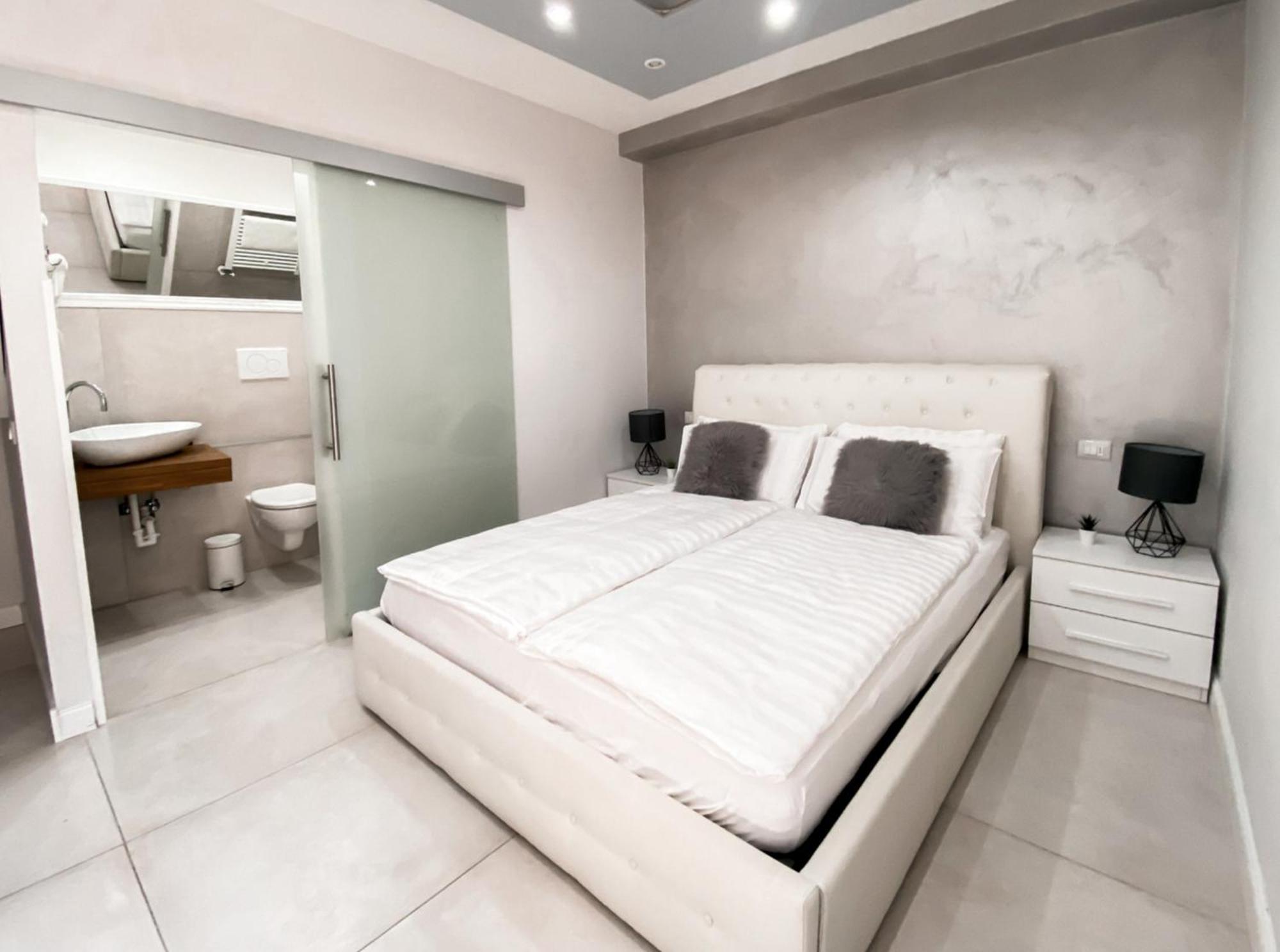 Klemi, Rooms In Old Town Dolomia Best Home Check In Automatico Trento Exterior photo